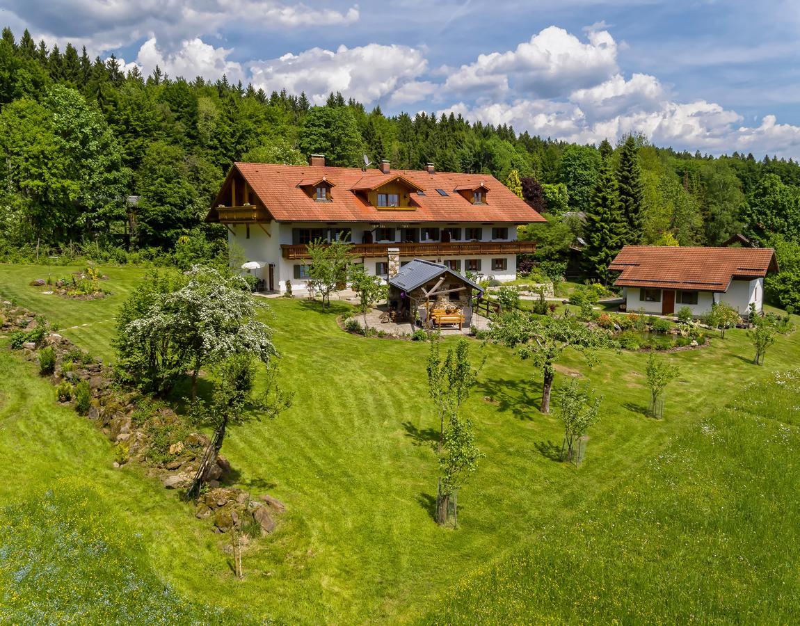 Haus Jägerfleck, Ihre Ferienwohnungen am Nationalpark Bayerischer Wald Spiegelau Exterior foto